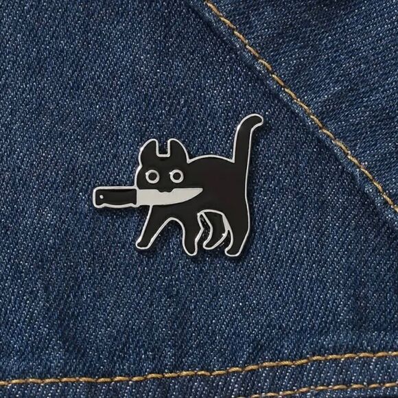 Bad Kitty Cat Brooch - Picture 1 of 9